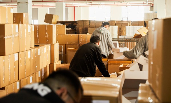 人间有真情！有棵树向甘肃震区捐赠市场价值310万元保暖物资